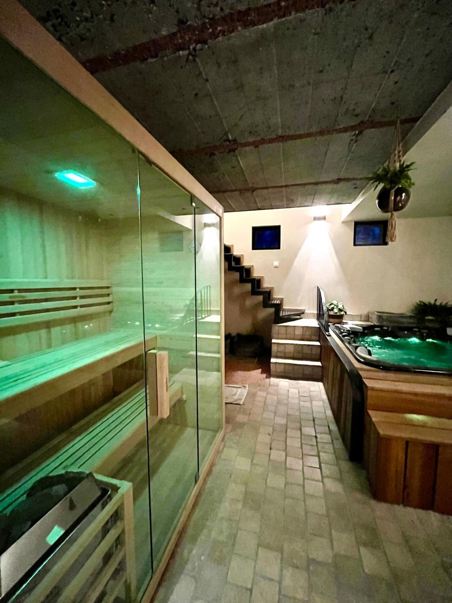 Suite & Spa A La Ferme 1802 Sainghin-en-Mélantois Esterno foto